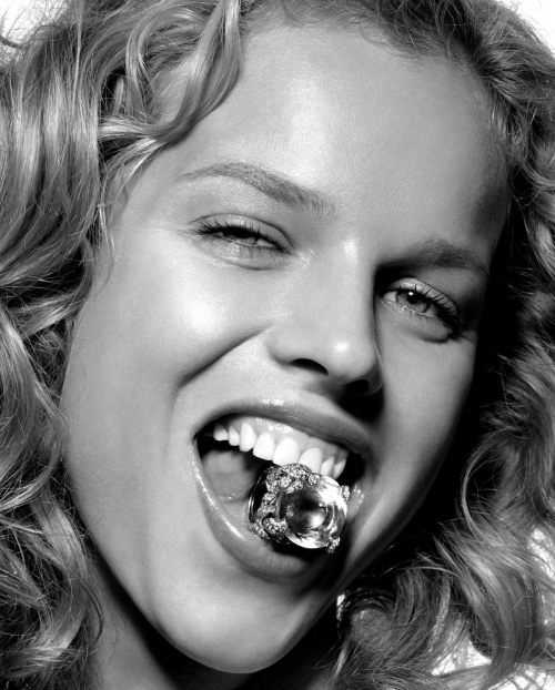 Eva Herzigova for Citizen K, December 2002 3