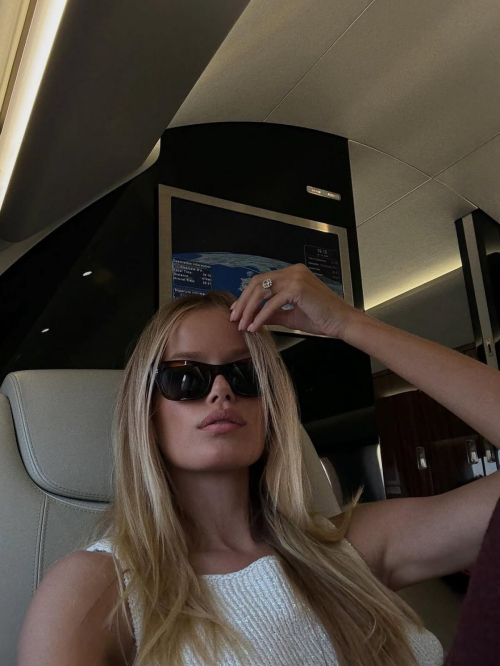 Frida Aasen Instagram Photos, October 2025 4