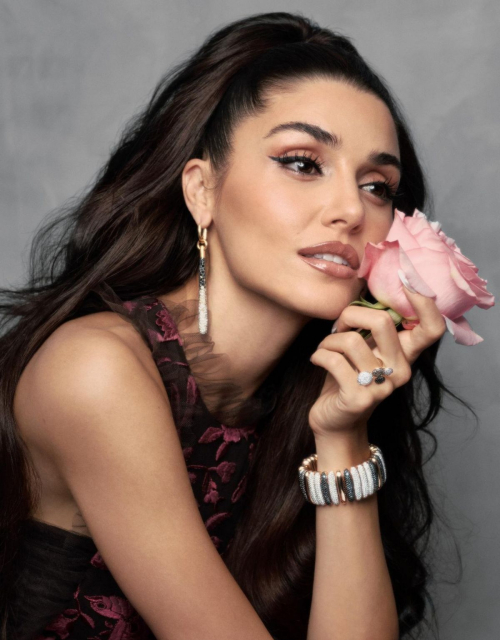 Hande Ercel in Grazia Italy, October 2025 10