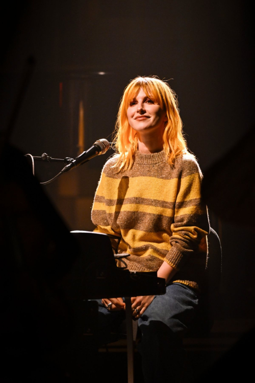 Hayley Williams at Tonight Show Starring Jimmy Fallon, October 2025 3