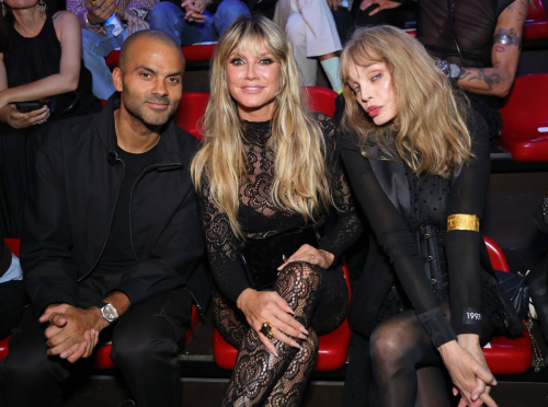 Heidi Klum at Christian Louboutin Loubi Fashion Show Paris Fashion Week, October 2025 1