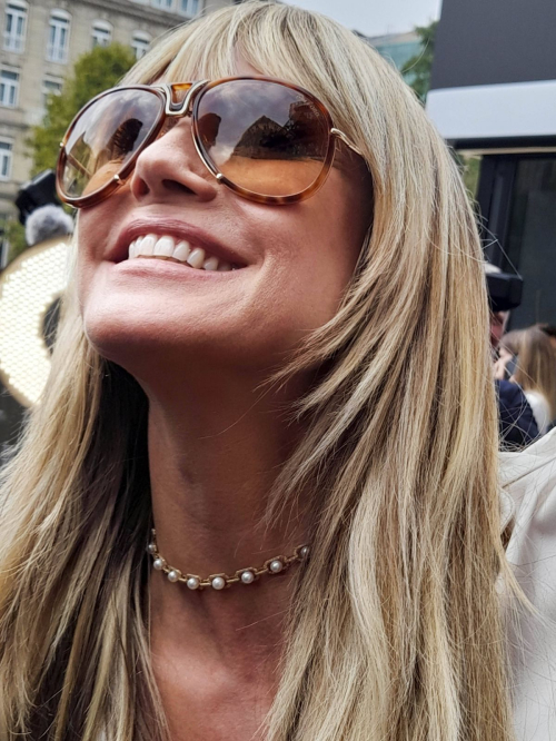 Heidi Klum at L’Oreal Pop-up Opening Dusseldorf, September 2025 3