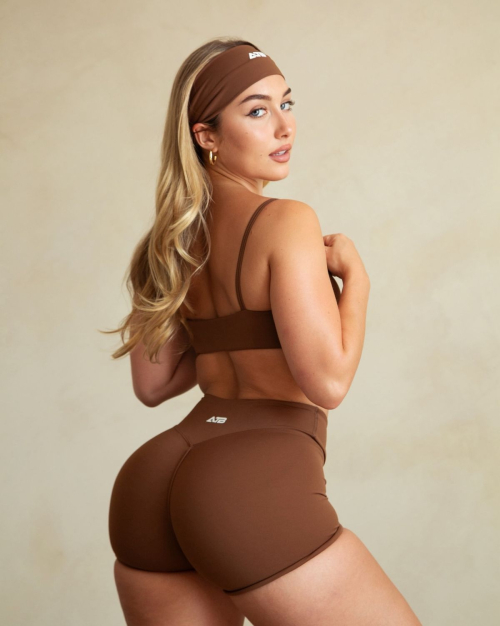 Heloise Huthart for Allure the Brand Activewear 2025 21