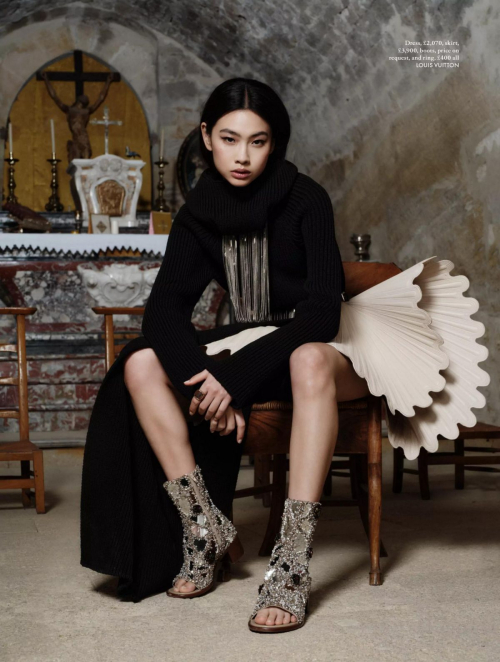 Hoyeon Jung in Elle UK, November 2025 5