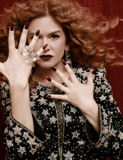 Isla Fisher for Numero Netherlands, October 2025 8