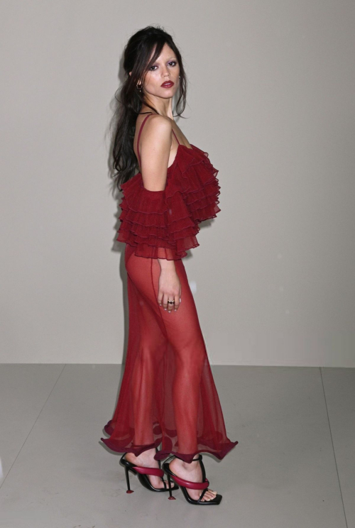 Jenna Ortega at Givenchy Fashion Show Paris Fashion Week, October 2025 4