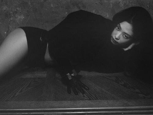 Jennie for CR Fashion Book 27, October 2025 1