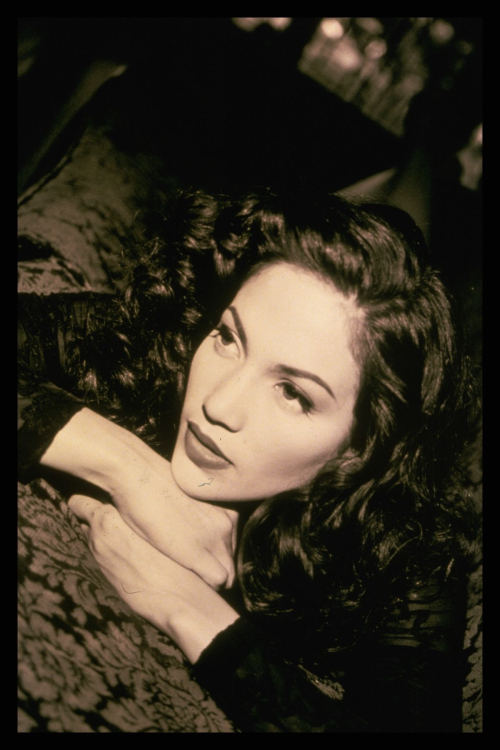 Jennifer Lopez Photoshoot, 1995 9