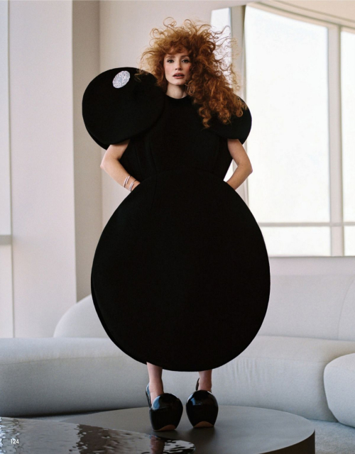 Jessica Chastain in L’Officiel USA, September 2025 10