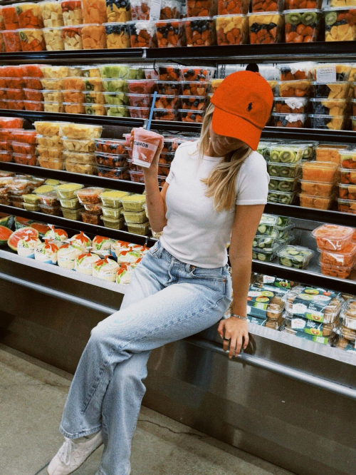 Jordyn Jones for Erewhon Cherry Crush Smoothie, October 2025 1