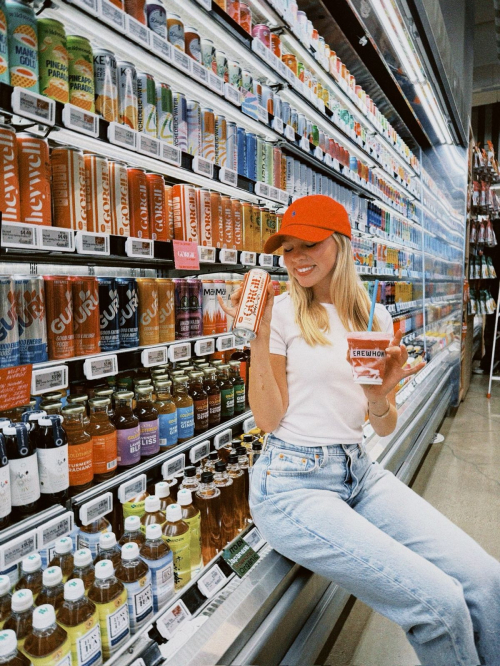 Jordyn Jones for Erewhon Cherry Crush Smoothie, October 2025 2