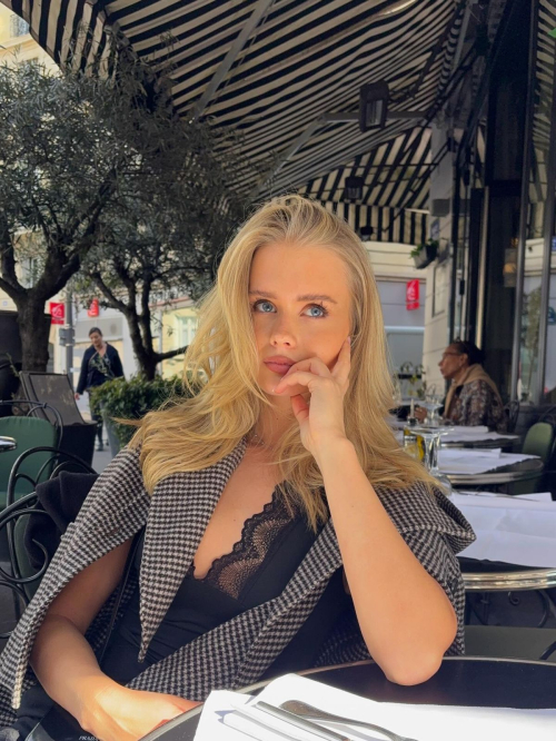Jule Marie Jensen Instagram Photos, October 2025