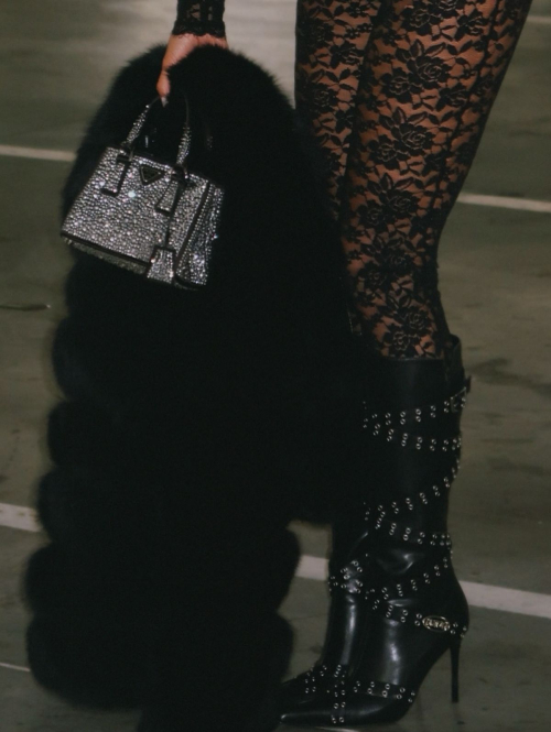 Julia Cavanagh Instagram Photos, October 2025 4