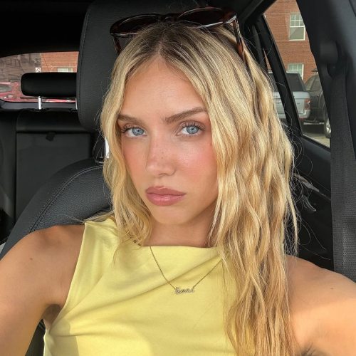 Kari Riley Instagram Photos, October 2025 29