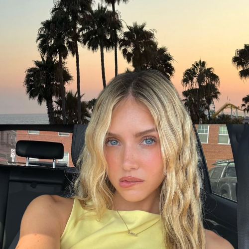 Kari Riley Instagram Photos, October 2025 32