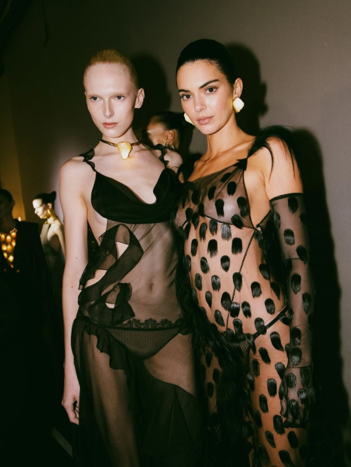 Kendall Jenner at Fashion Show Paris Fashion Week, October 2025 4