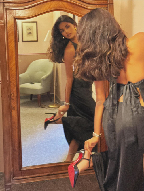 Komal Ilsanker Instagram Photos, October 2025 4