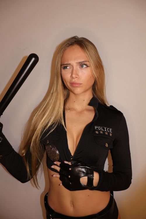 Kyla Dodds Instagram Photos and Video, October 2025 10