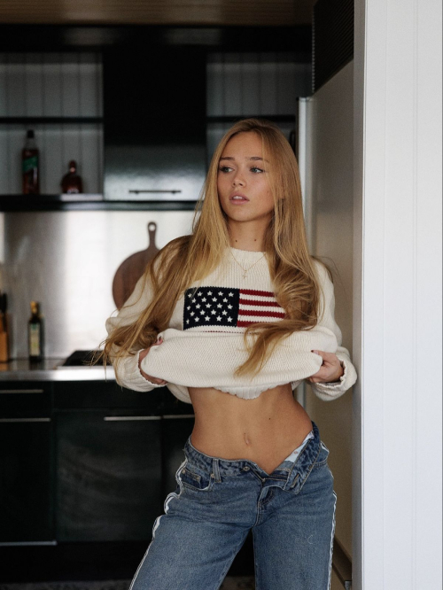 Kyla Dodds Instagram Photos and Video, October 2025 2