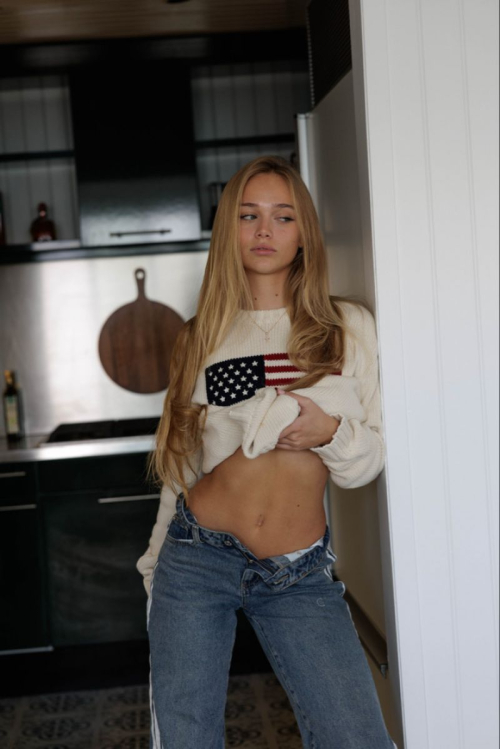 Kyla Dodds Instagram Photos, October 2025 17