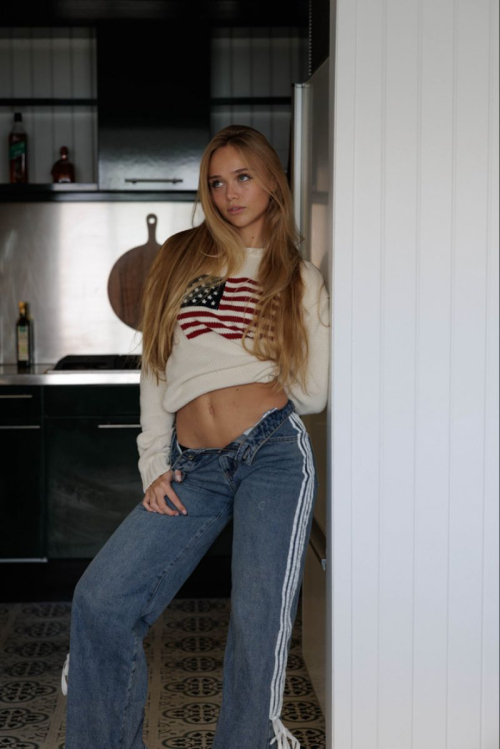 Kyla Dodds Instagram Photos, October 2025 32