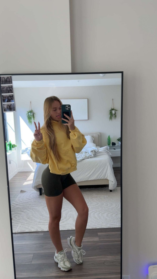 Kyla Dodds Instagram Photos, October 2025 4