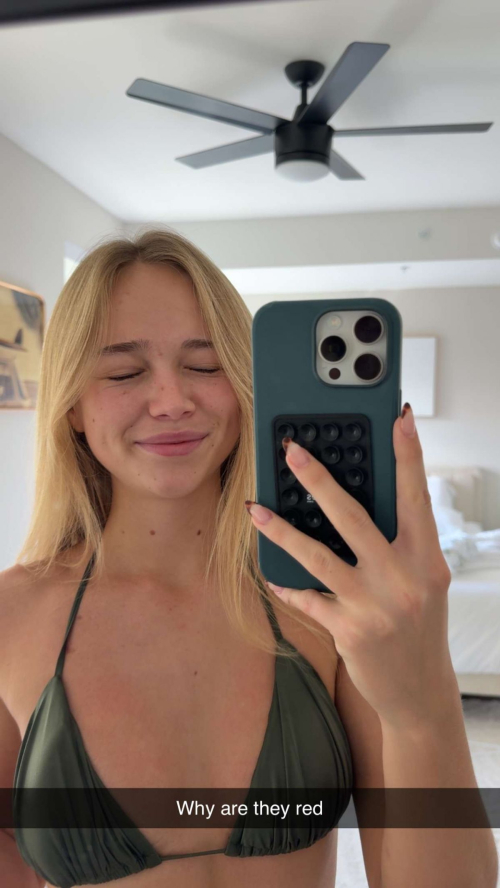 Kyla Dodds Instagram Photos, October 2025 7