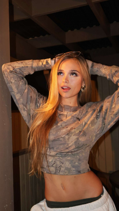 Kyla Dodds Instagram Photos, October 2025 11