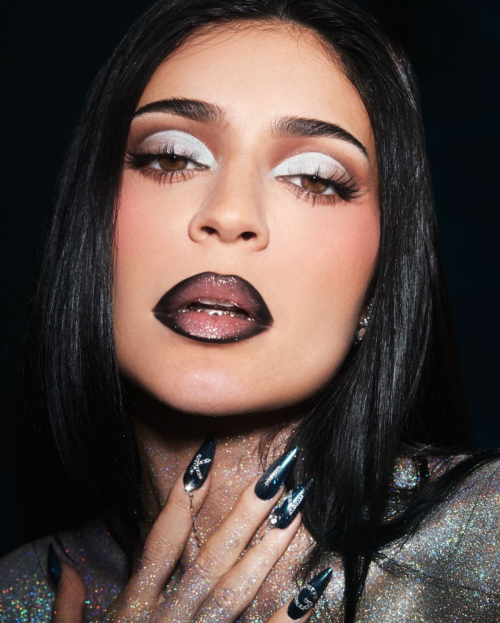 Kylie Jenner for King Kylie 10th Anniversary Collection, October 2025 12