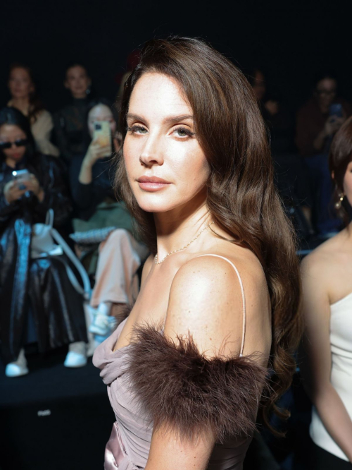 Lana Del Rey at Valentino Show Paris Fashion Week, October 2025 2