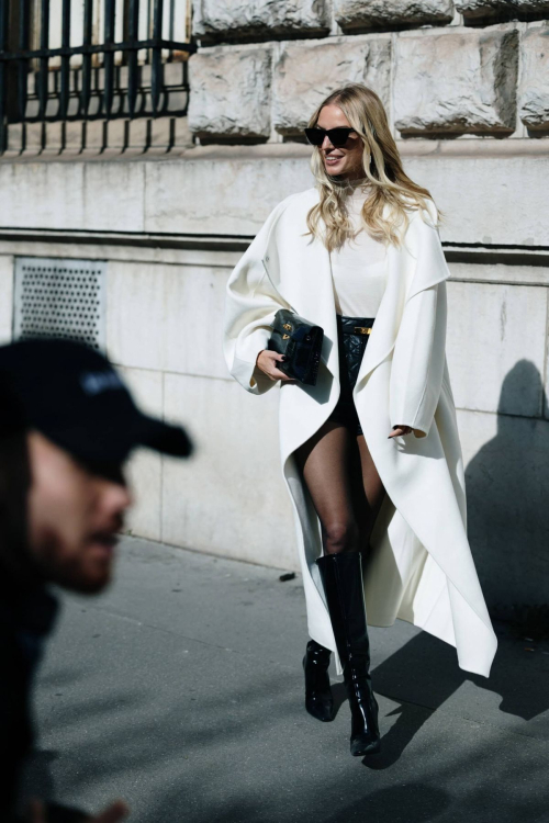 Leonie Hanne at Hermes Womenswear Fashion Show Paris Fashion Week, October 2025 2