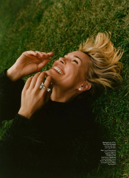 Leslie Bibb in Marie Claire Australia, November 2025 2