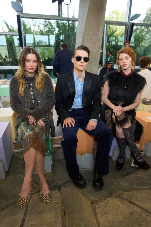 Lily Newmark at Rabanne Fashion Show Paris Fashion Week, October 2025 2