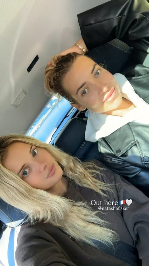 Lindsay Brewer – Instagram Photos, October 2025 3