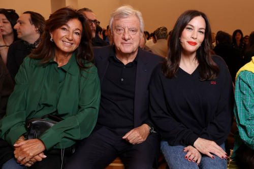 Liv Tyler at Loewe Womenswear Show Paris Fashion Week, October 2025 1