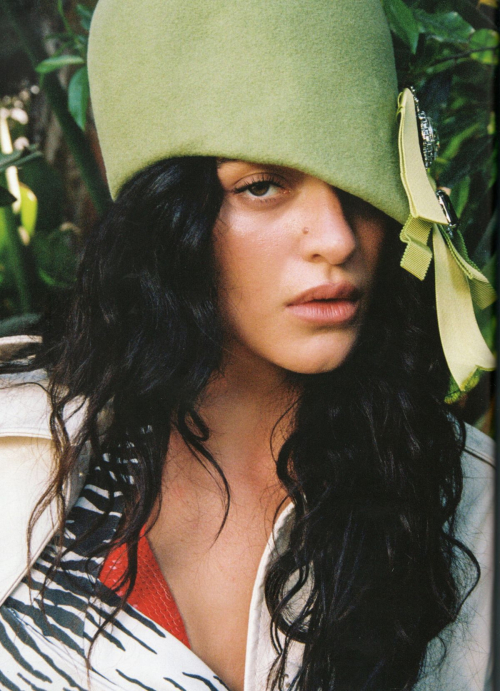 Luna Blaise in Wonderland Magazine, Summer 2025 5