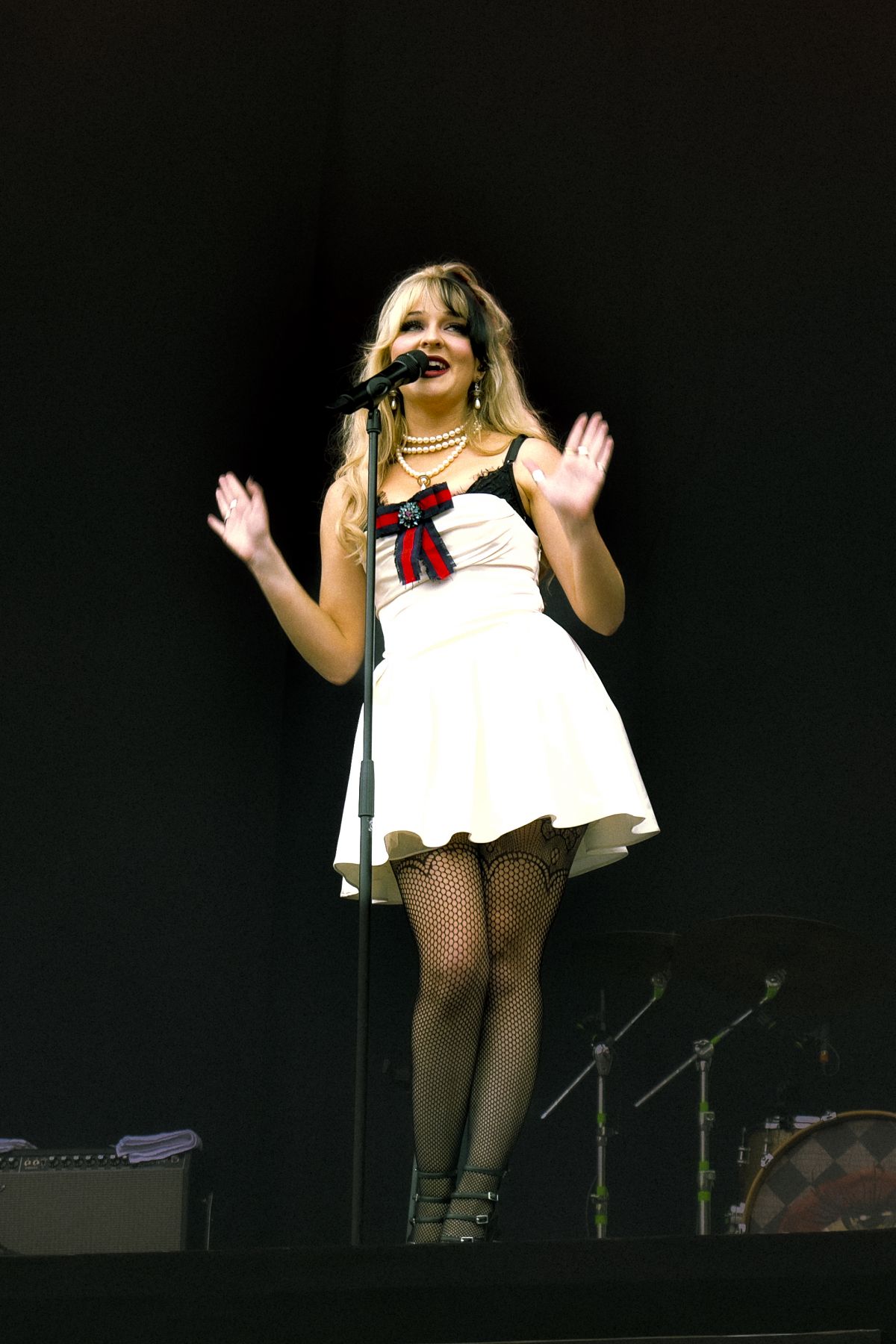 Luvcat Performs at Rock En Seine Paris, August 2025