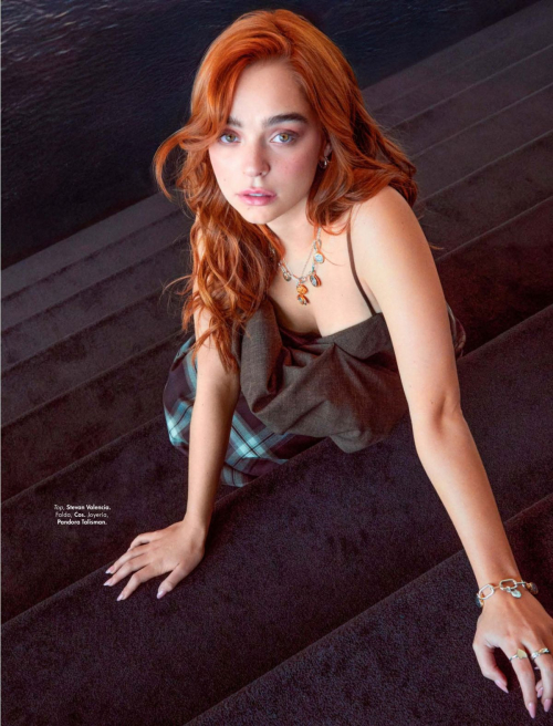 Macarena Garcia Cosmopolitan Mexico Feature, November 2025 5