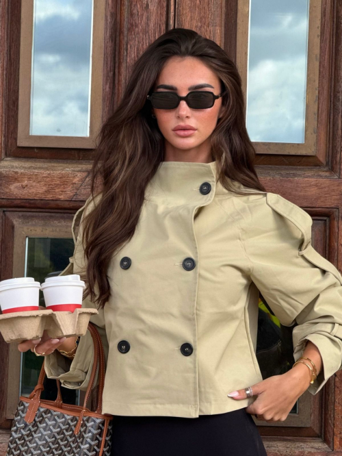 Maddy Cheary Instagram Photos, October 2025 7
