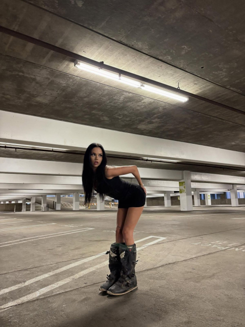 Maggie Lindemann Instagram Photos, October 2025 2