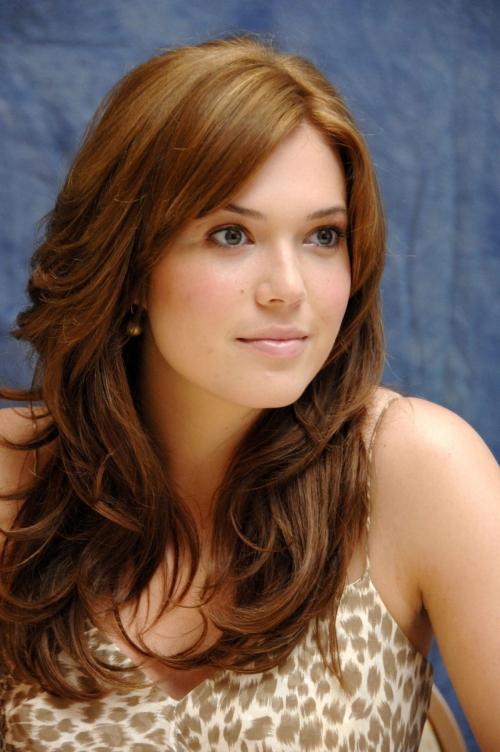Mandy Moore at License to Wed Press Conference Portraits 2007 7