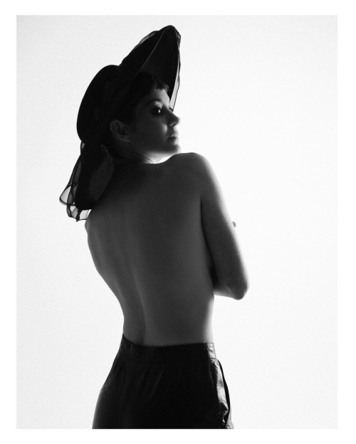 Marion Cotillard for ZOO Magazine Issue 88, October 2025 5