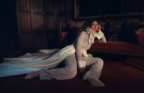 Mia Goth for Who What Wear, October 2025 9