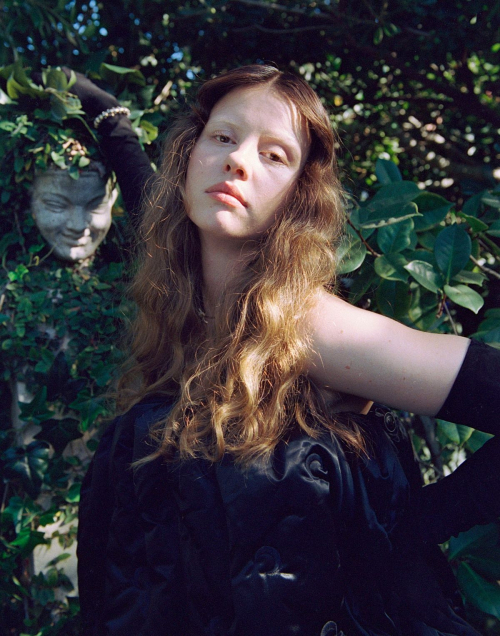 Mia Goth for Who What Wear, October 2025 3