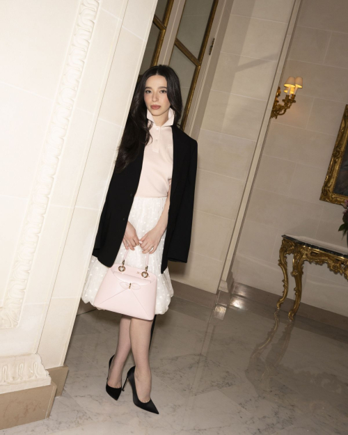Mikey Madison for Elle UK Magazine, October 2025 7