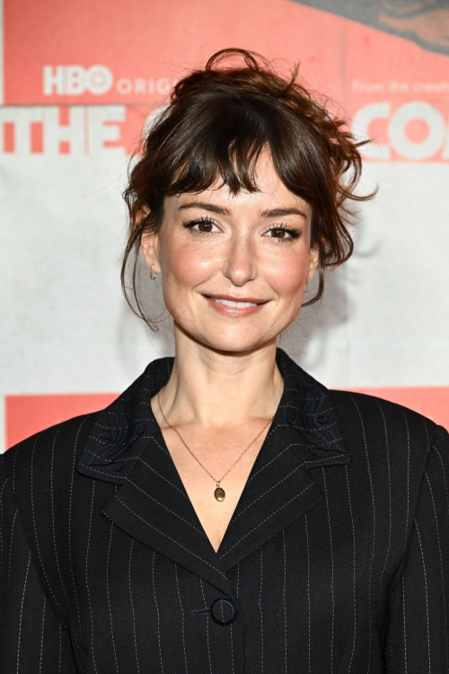 Milana Vayntrub at The Chair Company Premiere Los Angeles, October 2025 1