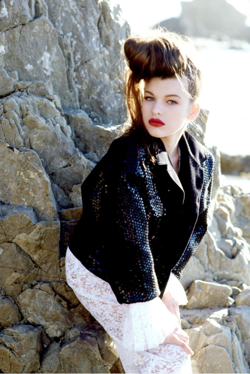 Milla Jovovich at a photoshoot, October 2025 11