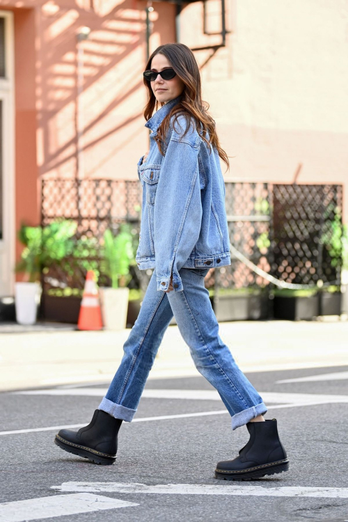Molly Gordon at Dr. Martens Art of Comfort Launch New York City, October 2025 3