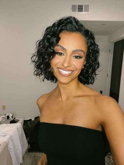 Nazanin Mandi Instagram Photos, October 2025 2