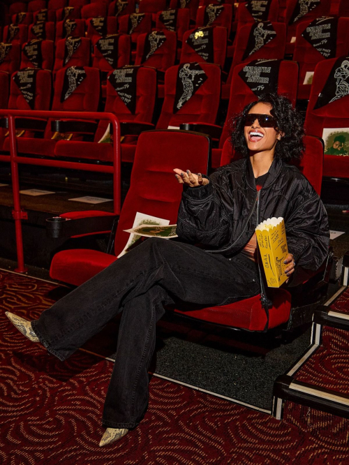 Nazanin Mandi Instagram Photos, October 2025 4